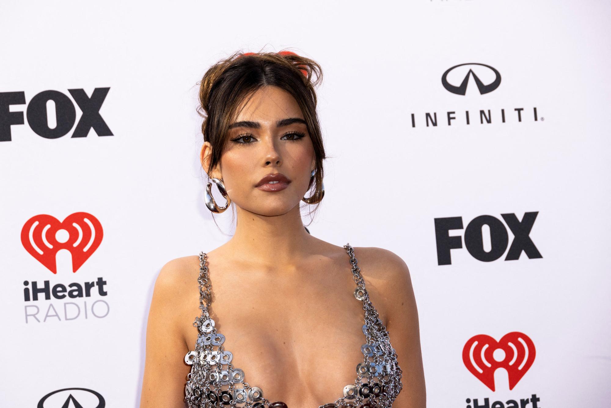 Las mejores imágenes de la alfombra de los iHeartRadio Music Awards 2023