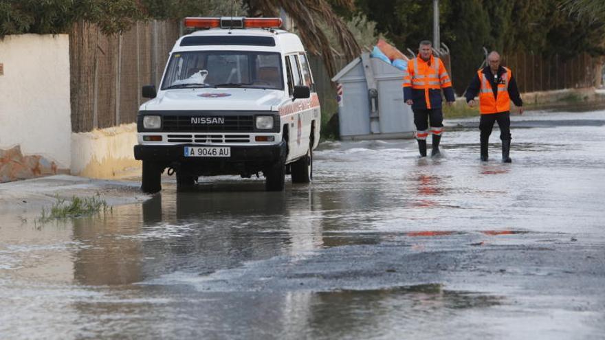 Uno de los caminos anegados en la zona de Daimés hace ahora una semana.