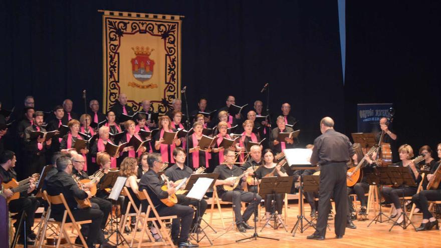 Concierto conjunto Orfeón-Rondalla.