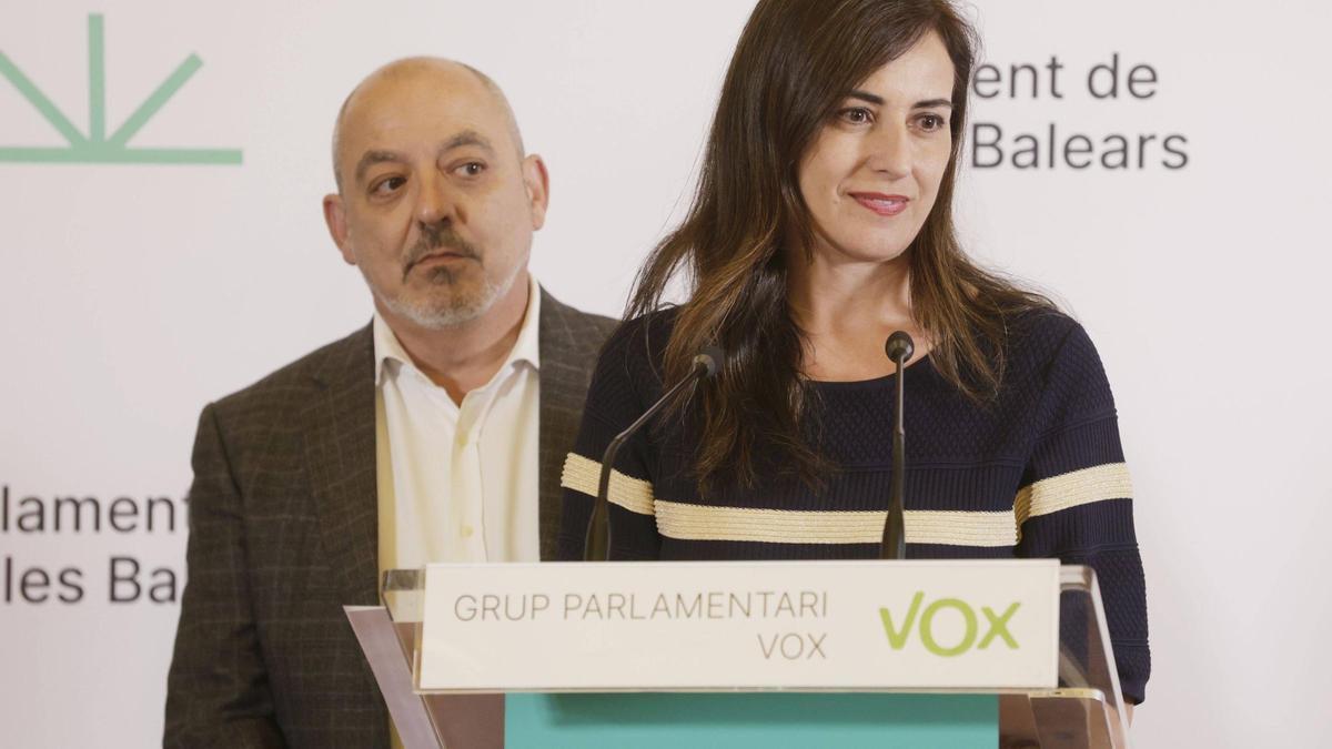 Die bisherige Fraktionssprecherin von Vox, Idoia Ribas, scheint Ambitionen auf den Parlamentsvorsitz zu haben.