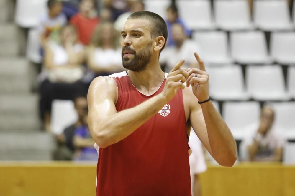 Entrenament de portes obertes del Bàsquet Girona