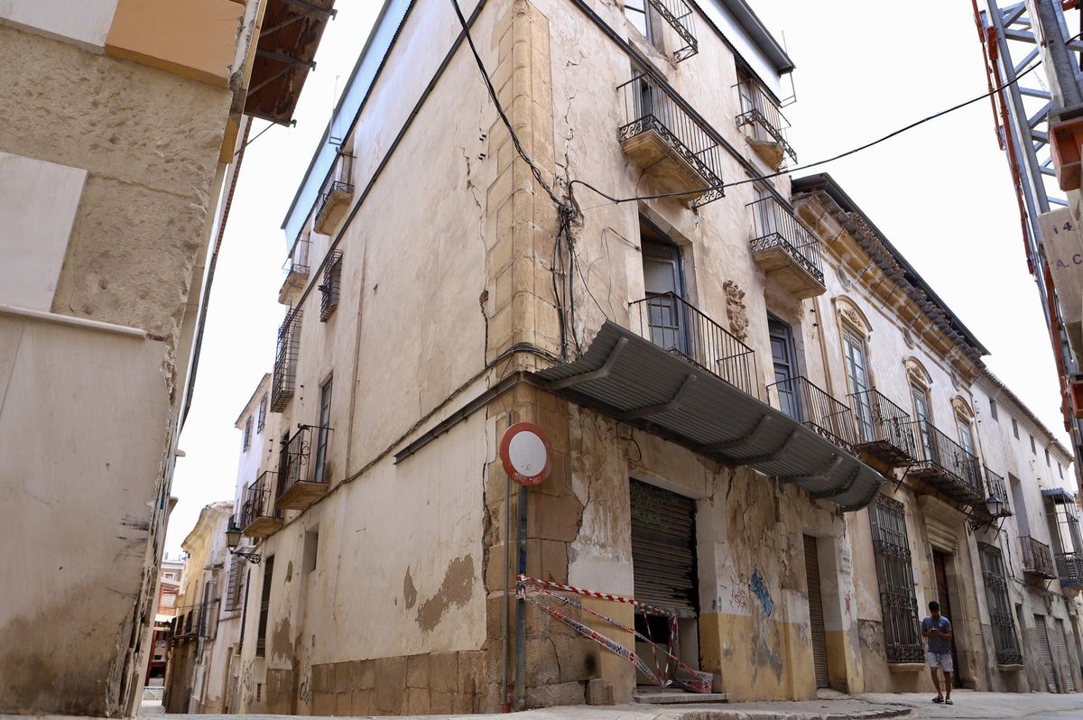 Casa municipal que se restaurará en Selgas.