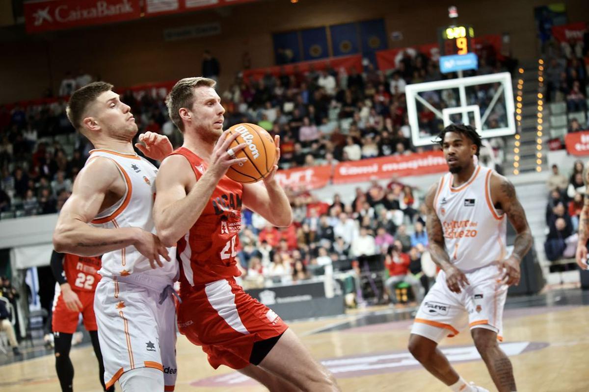 Las mejores imágenes del UCAM Murcia - Valencia Basket