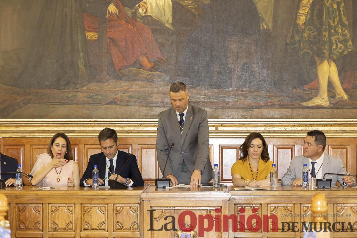 Así se ha vivido el emocionante acto del nombramiento de 'Hijo Predilecto' de Caravaca al doctor Juan Manuel Laborda