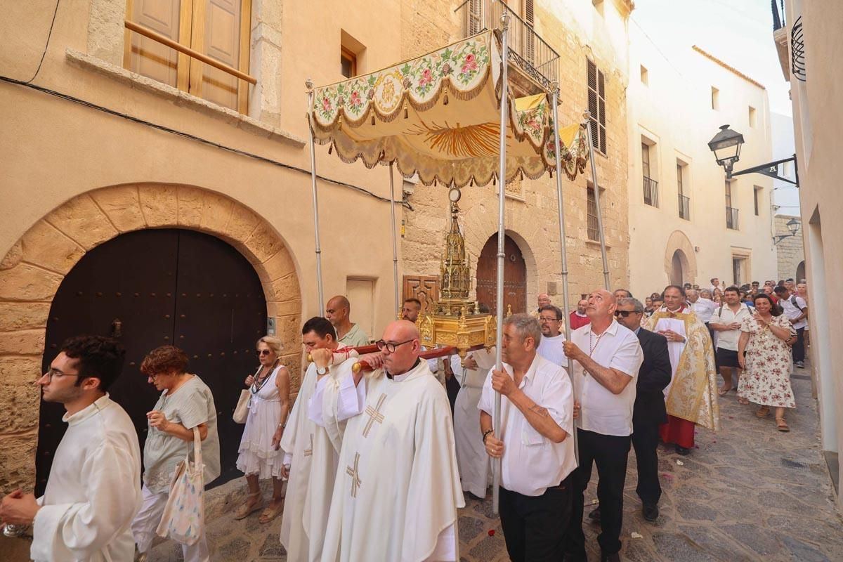 Todas las imágenes del Corpus Christi en Ibiza