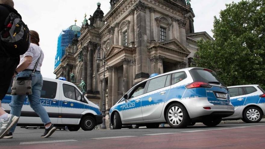 Dos heridos en un tiroteo en la catedral de Berlín