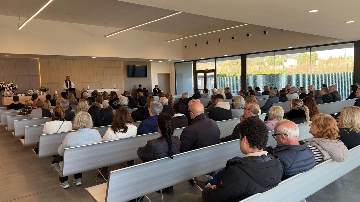 La sala del tanatori Mémora es va omplir per compartir un últim adeu