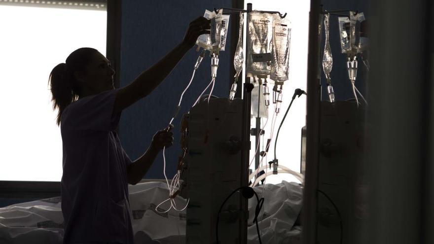 Paciente ingresado en un hospital de la provincia, en imagen de archivo