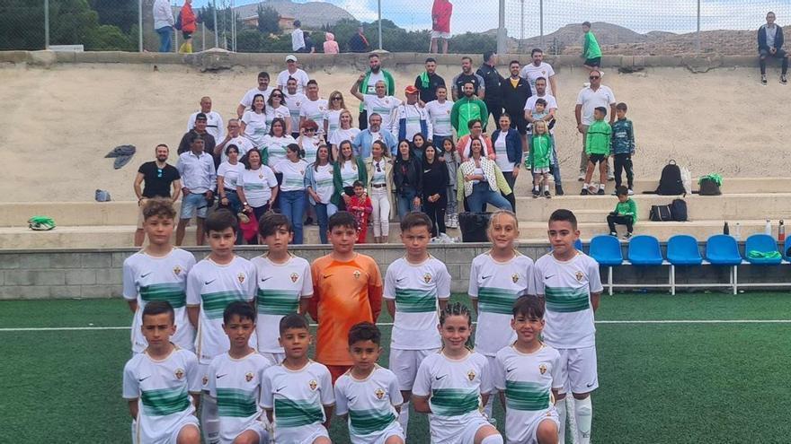 El Elche Benjamín da la sorpresa y vence al Real Madrid en la final de la Crevillent Cup