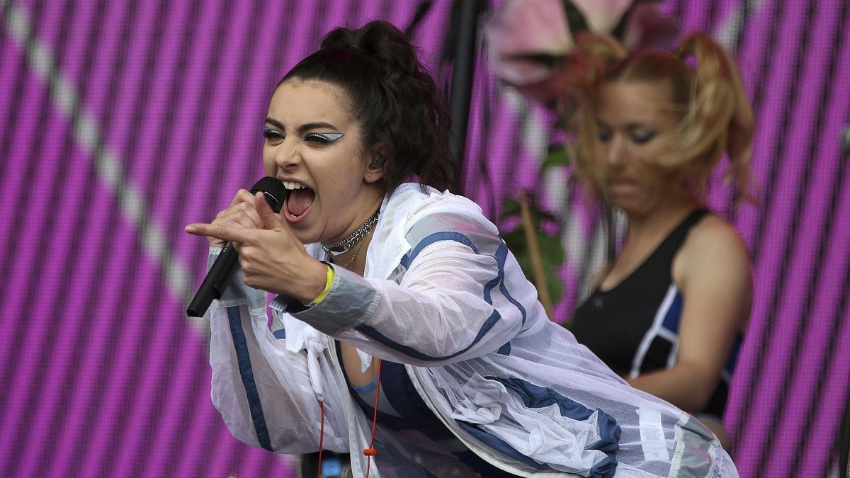 PRIMAVERA SOUND 2025 Charli XCX, Chappell Roan, Sabrina Carpenter, FKA Twigs, LCD Soundsystem