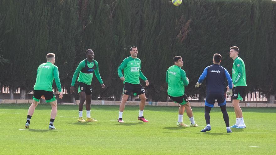 El Elche se concentra para el partido frente al Betis con 22 jugadores