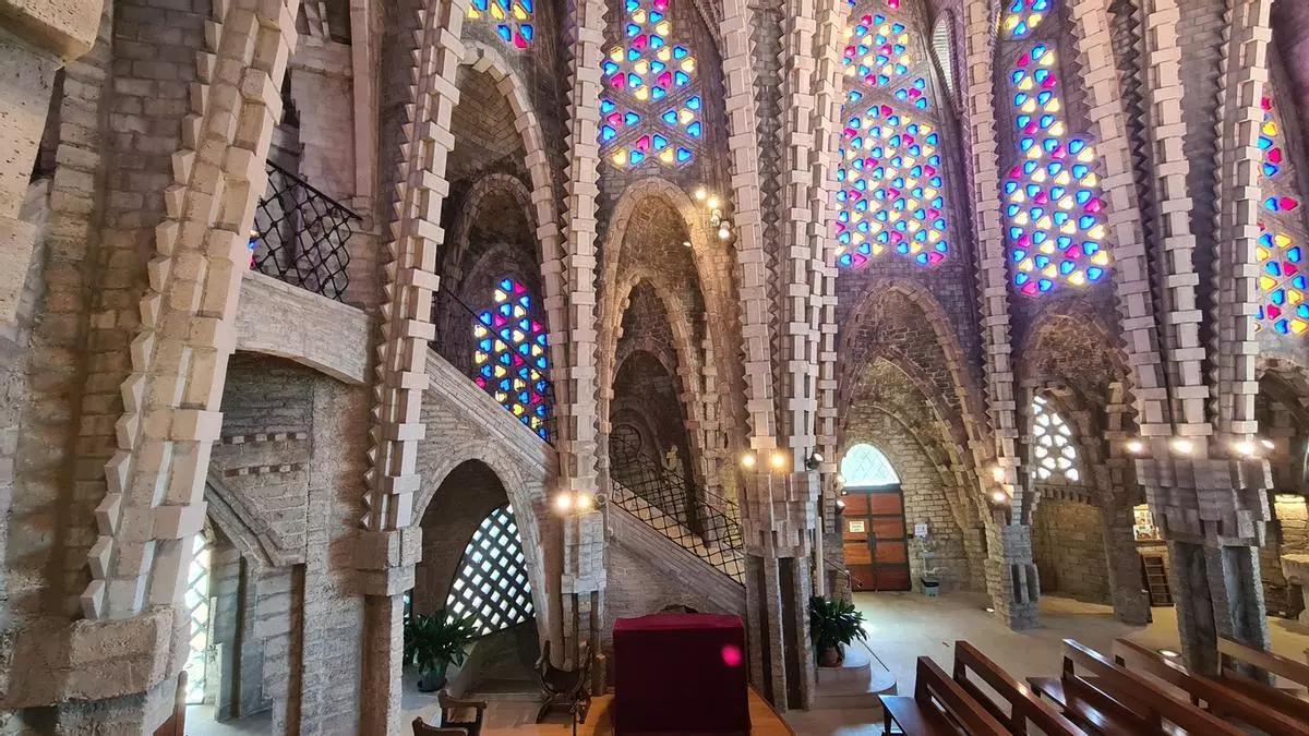 Així és l'interior d'aquesta peculiar ermita de Tarragona