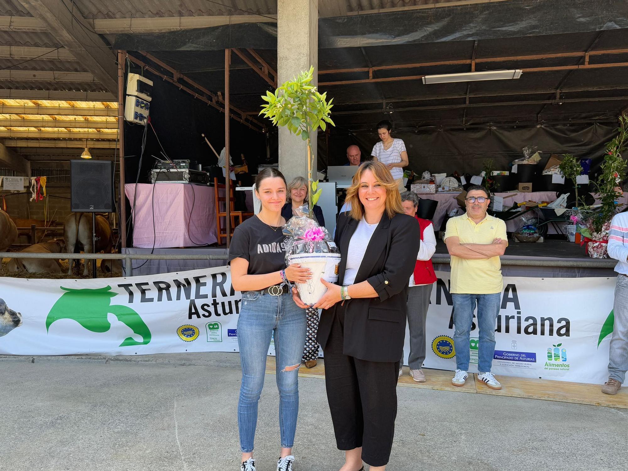 Así ha sido la entrega de premios del XI Certamen de Ganado Vacuno de Asturiana de los Valles de Grado