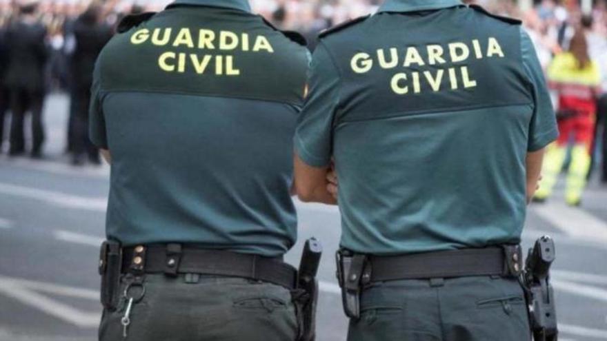 Un bebé de año y medio, hallado solo en medio de una calle en Gran Canaria