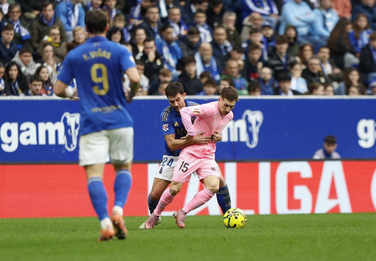Una imagen del duelo entre el Oviedo y el Celta.