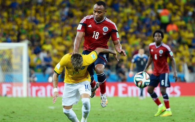 Lesión en la espalda en el Mundial - Brasil vs. Colombia