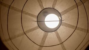 Archivo - El precio de la luz repunta este domingo a 10,98 euros/MWh pero tendrá 11 horas de coste cero o negativo.