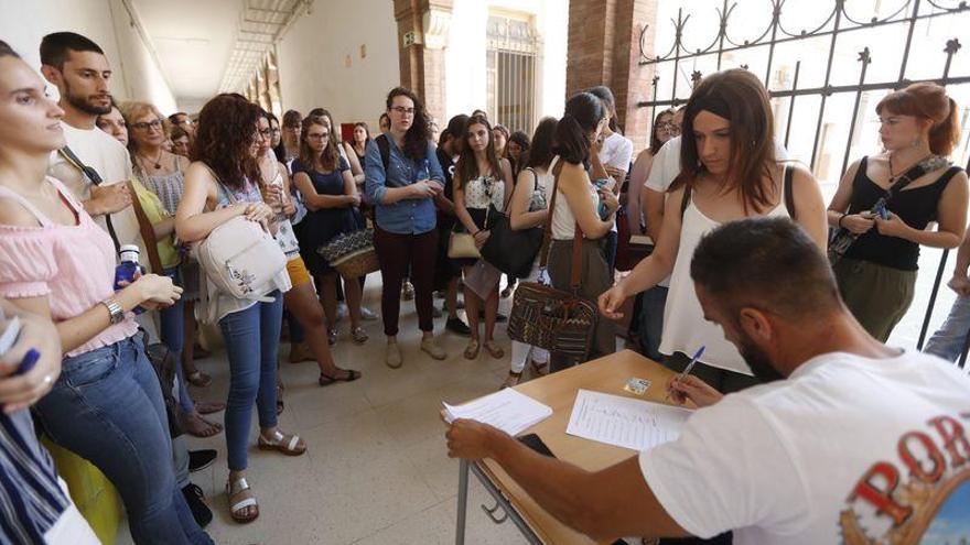 Educación aprueba sacar 5.671 plazas de personal docente