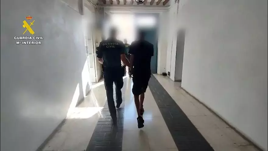 Detenido tras una oleada de robos en viviendas habitadas en Sant Joan y Mutxamel