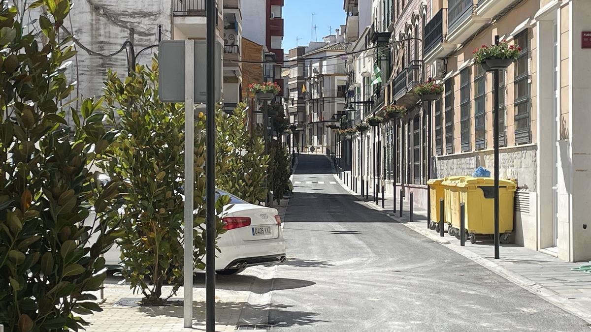 Vista de la calle Contralmirante Parejo y Delgado tras su reforma.