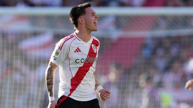 Mastantuono celebra su gol frente a Boca