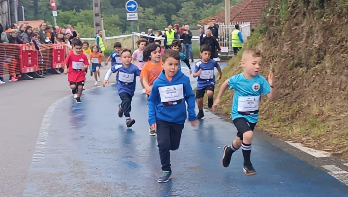 Una de las carreras de los pequeños. | FdV
