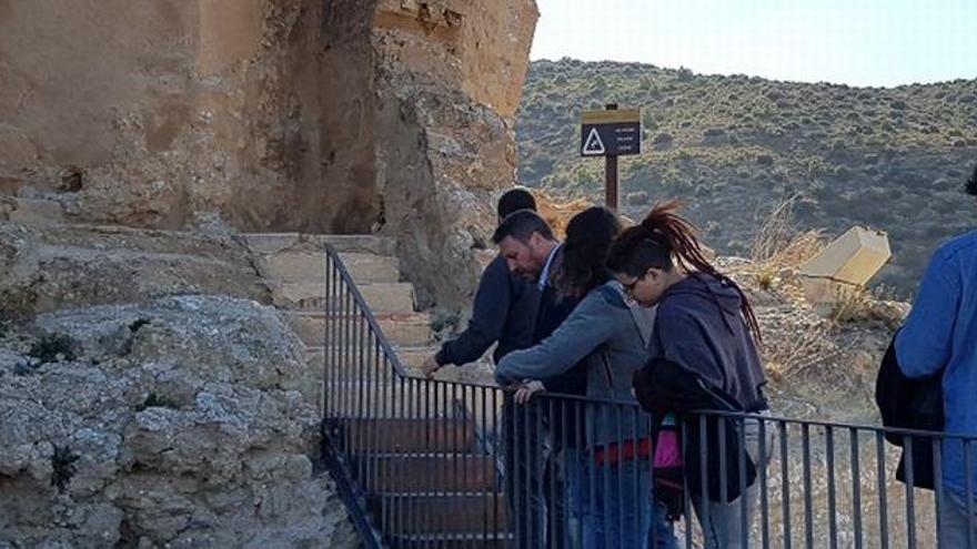 Soro ensalza la labor turística, económica y social del Castillo de Cadrete