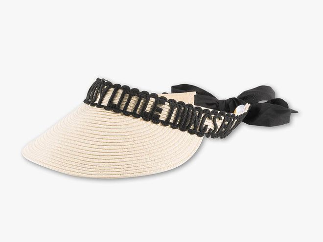 Visera con lazo y negro, de C&A