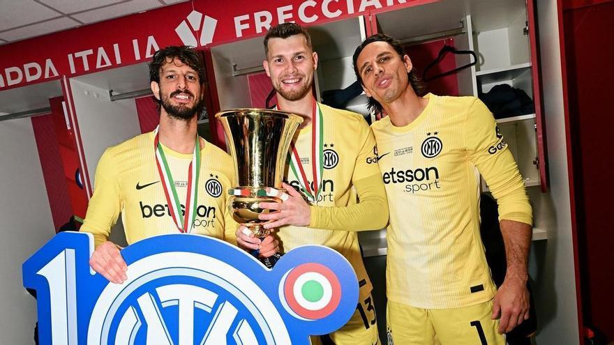 El portero de Alzira Josep Martínez conquista el doblete con el Inter de Milán