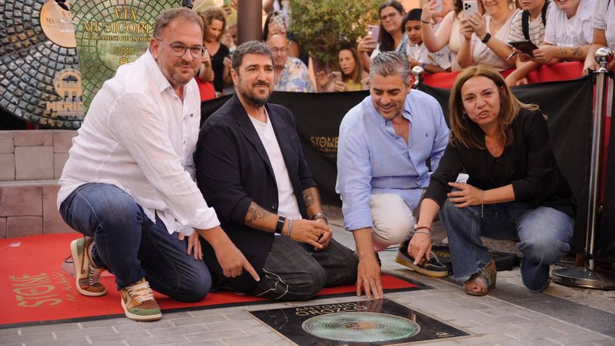 Antonio Orozco entra en el paseo de la fama de Mérida