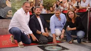 Antonio Orozco recibe su estrella en el Paseo de la Fama de Mérida entre una multitud de seguidores