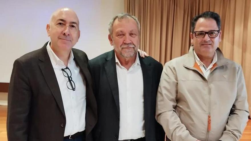 Alejandro Soler, Andrés Navarro y Joaquín Hernández, en una imagen de hace unos días difundida por el PSOE de Torrevieja