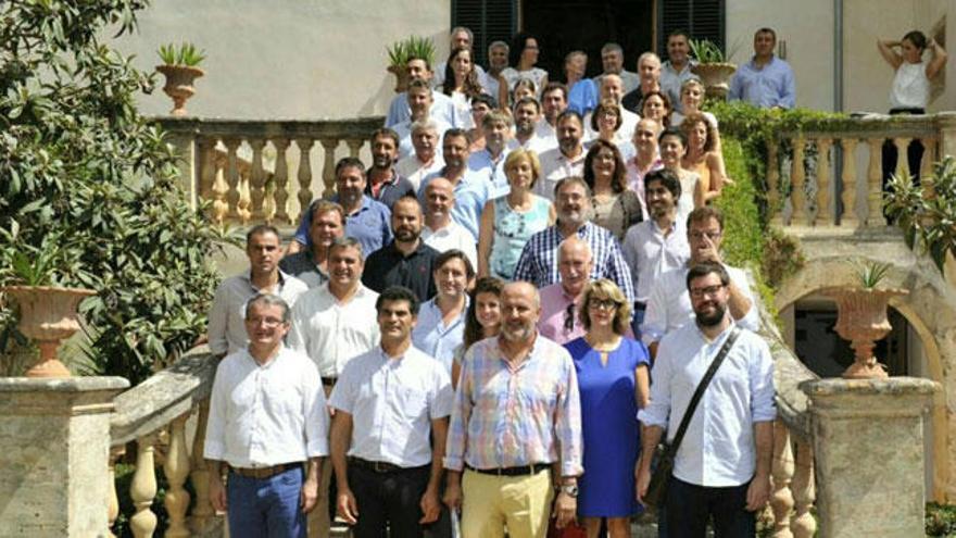Constituida en Raixa la Asamblea de Alcaldes de Mallorca
