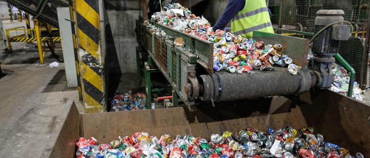 Imagen de las instalaciones de la planta de tratamiento de residuos de Villena.