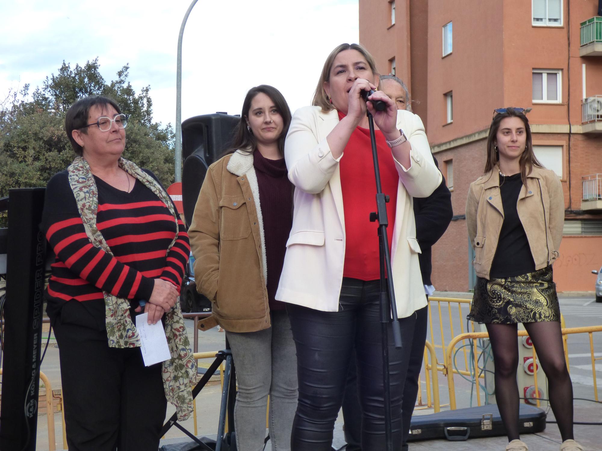 Figueres ret homenatge a l'activista veïnal Carmela Juárez