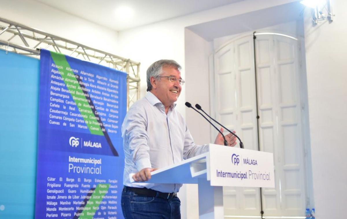 José María García Urbano.