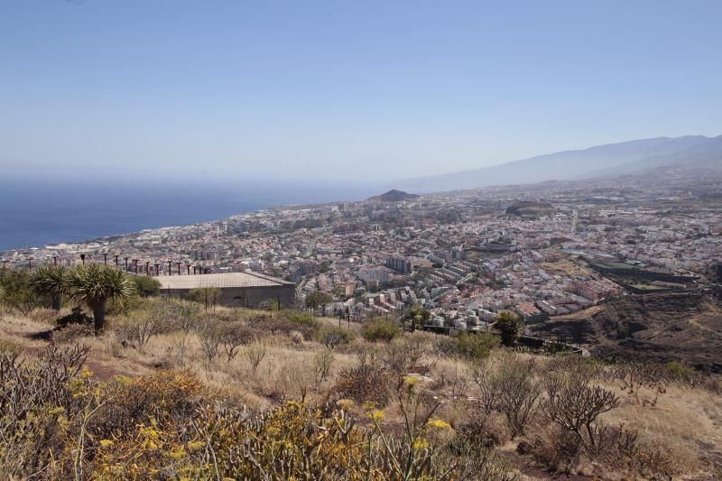 El Cabildo cierra el Parque de Las Mesas