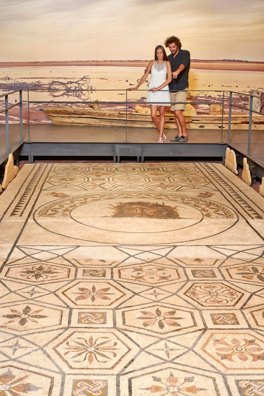 Mosaico de Océano en el Museo Municipal de Faro