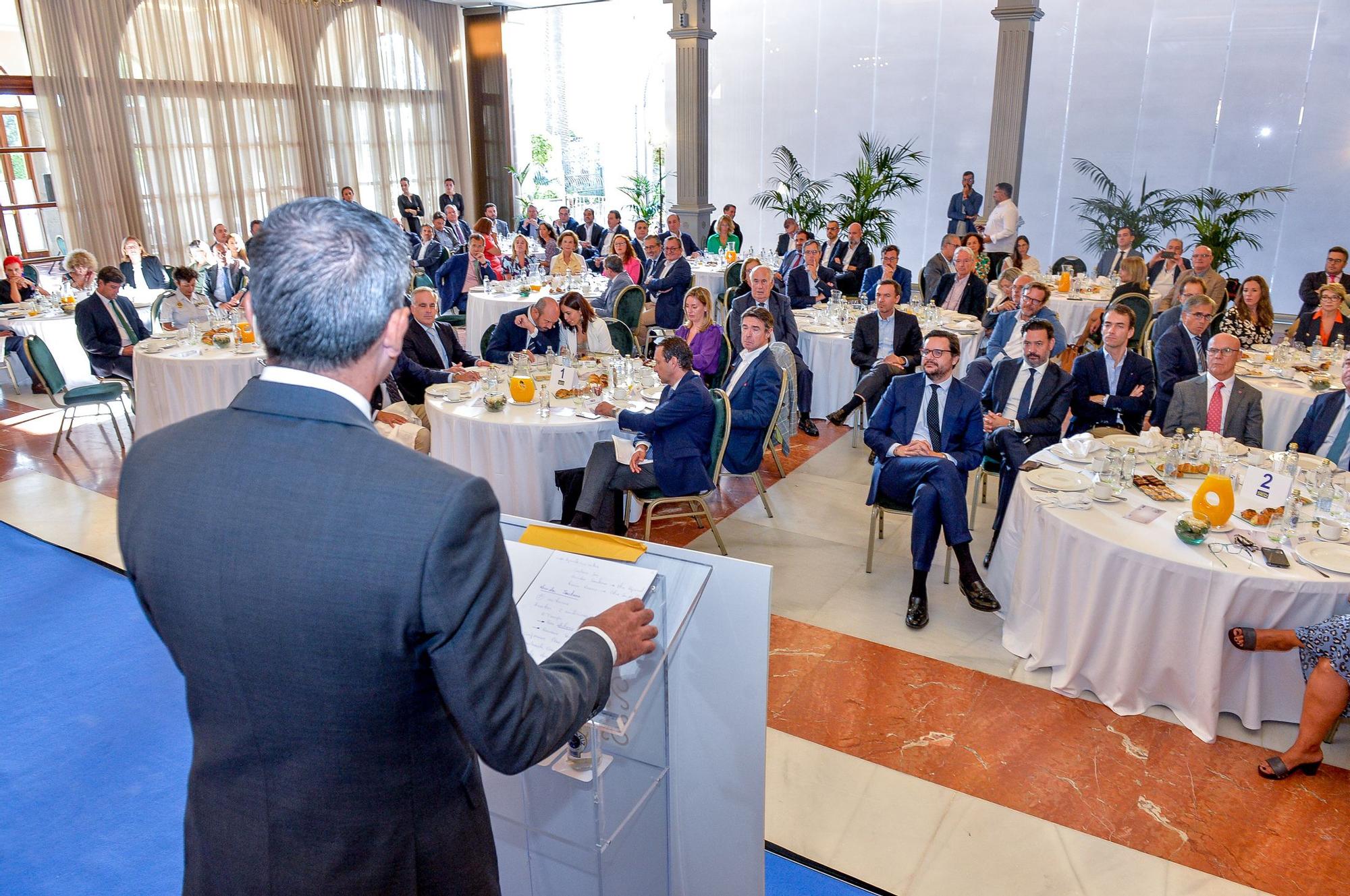 Cuca Gamarra en el Foro de Cadena Ser Canarias