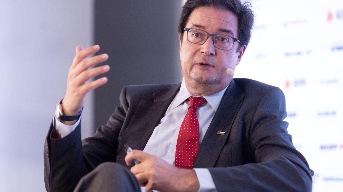 López se reivindica como candidato a presidir Madrid para traer los "aciertos" del Gobierno de Sánchez y enterrar "la dinámica del insulto"