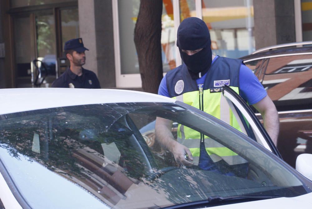 Registre policial a la Fundació Plataforma Educativa de Girona