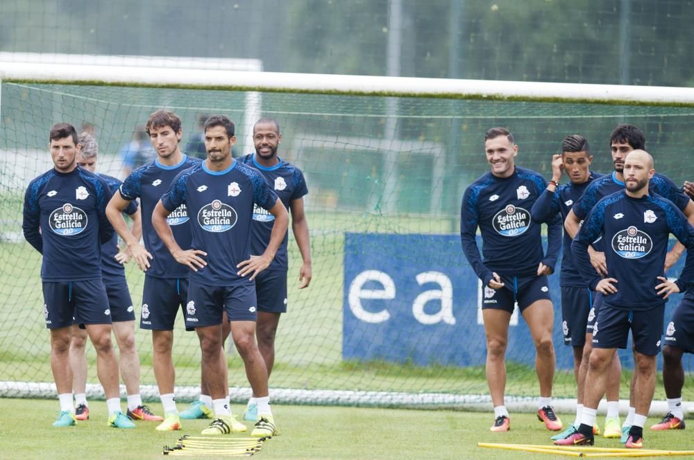 Lucas Pérez, último entrenamiento con el Deportivo