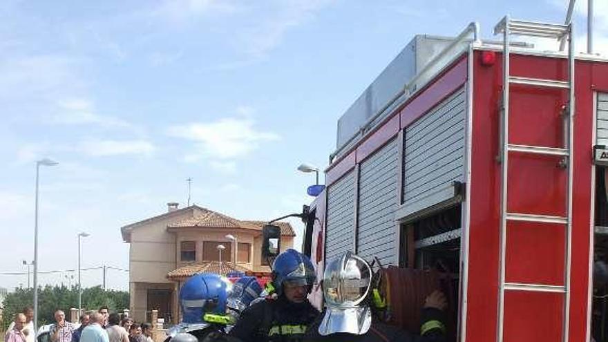 Bomberos de Toro, durante un simulacro celebrado en la ciudad.