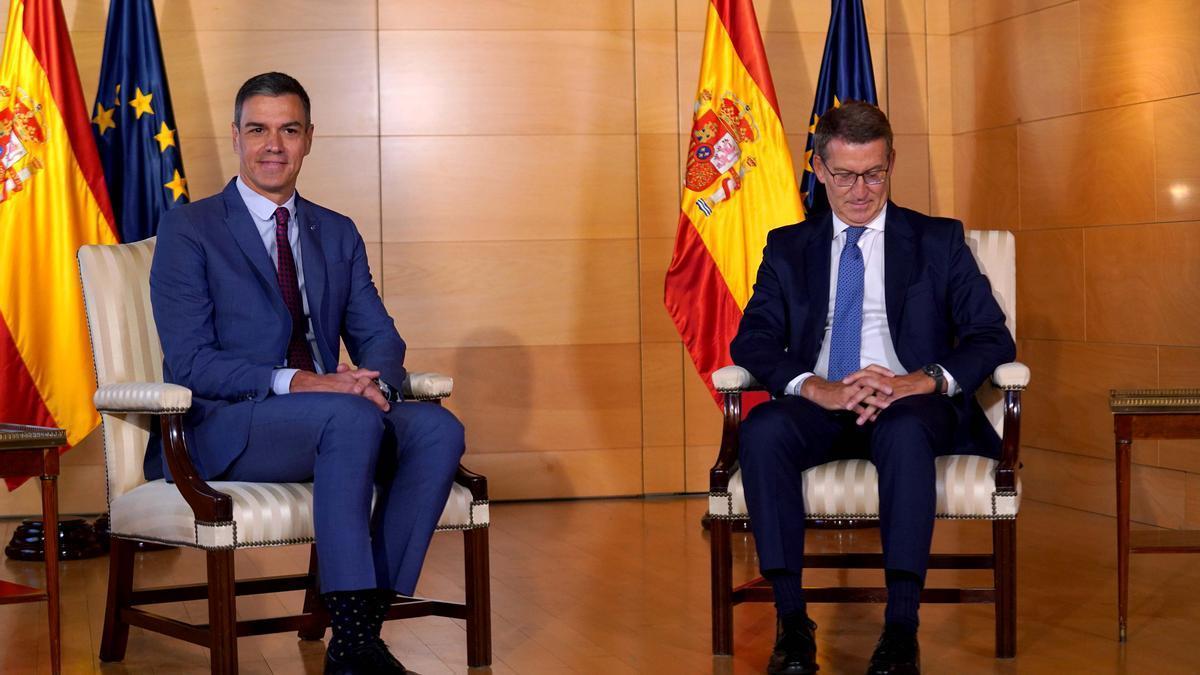 Imagen de archivo de Pedro Sánchez y Alberto Núñez Feijóo.