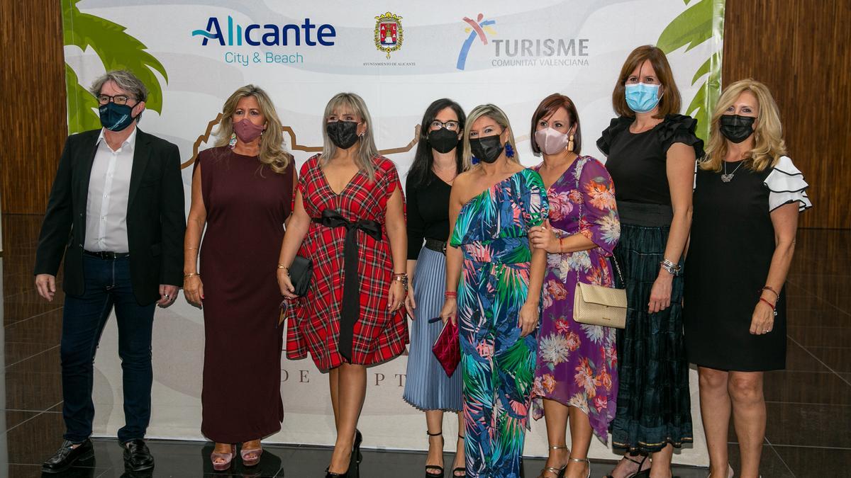 Alicante premia la contribución turística para la ciudad de Vectalia, Gastronou, Alicante Gastronómica y Muelle 12