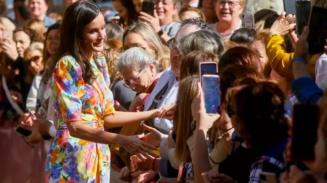Letizia apuesta por las flores en el Premio Artes y Letras 2023