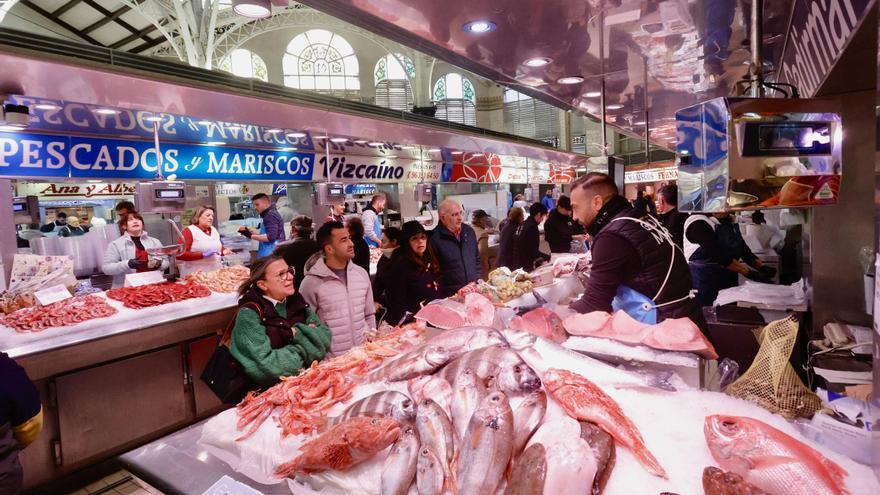 Compras de última hora en València: el Mercado Central, lleno