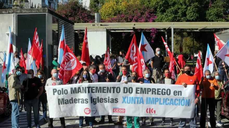 Trabajadores de la compañía porriñesa Maderas Iglesias durante una manifestación en 2020.