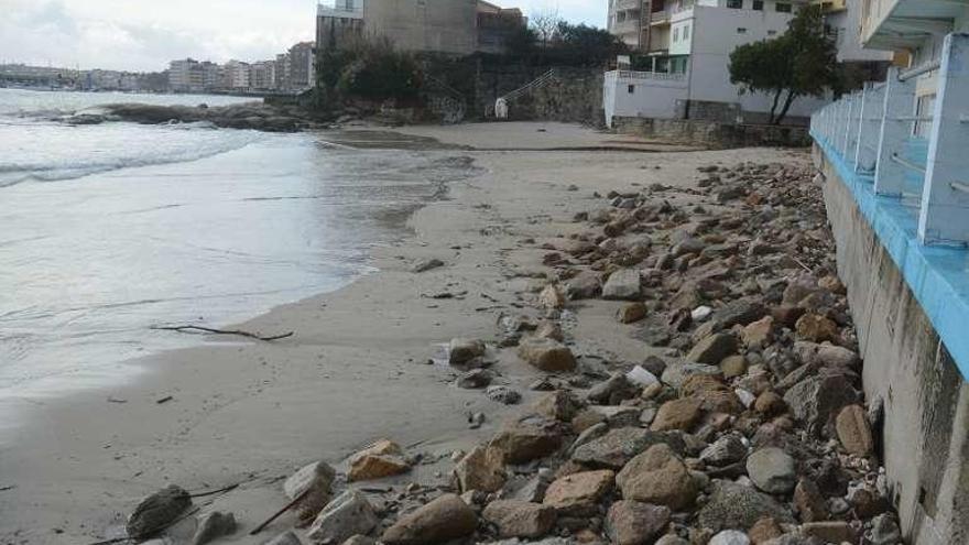 Vista parcial de la playa de A Carabuxeira. // R.V.