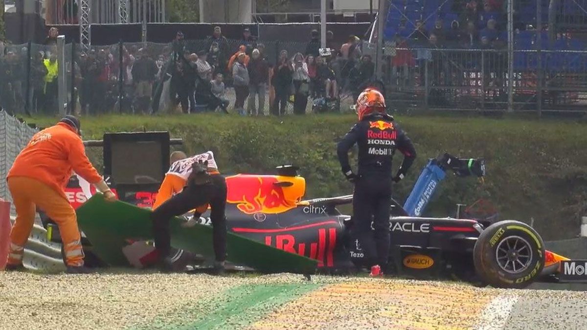 Verstappen ha acabado estrellando su Red Bull contra el muro en Spa